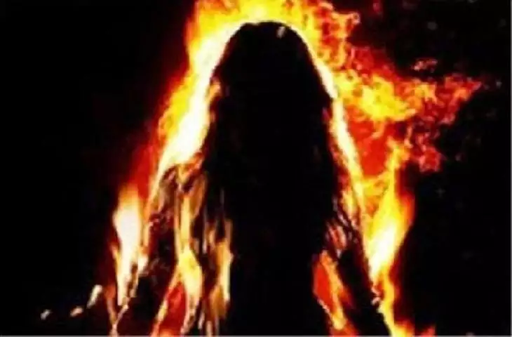 Girl hired for money set on fire in Dehradun